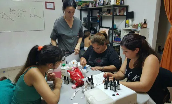 Ale Beautiful Nails